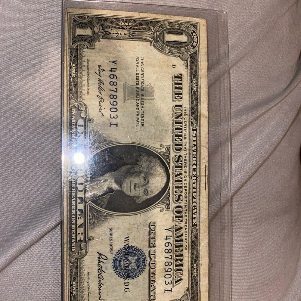 Classic One Dollar Bill with Green Accents